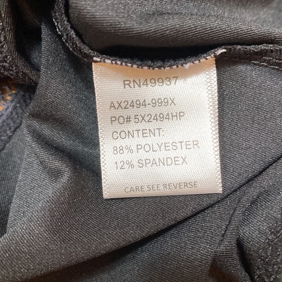 TAIL Golf Top Long Sleeve Round Neck Perforated and Cut Out Design Black XL - Picture 4 of 12